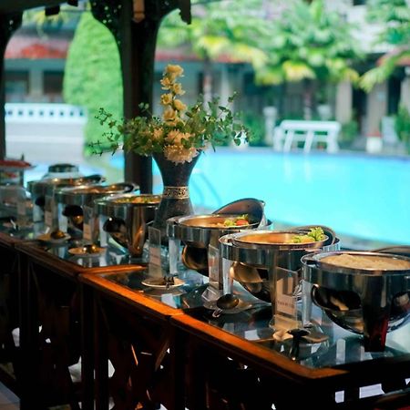 Cakra Kembang Hotel Kejayan Екстер'єр фото