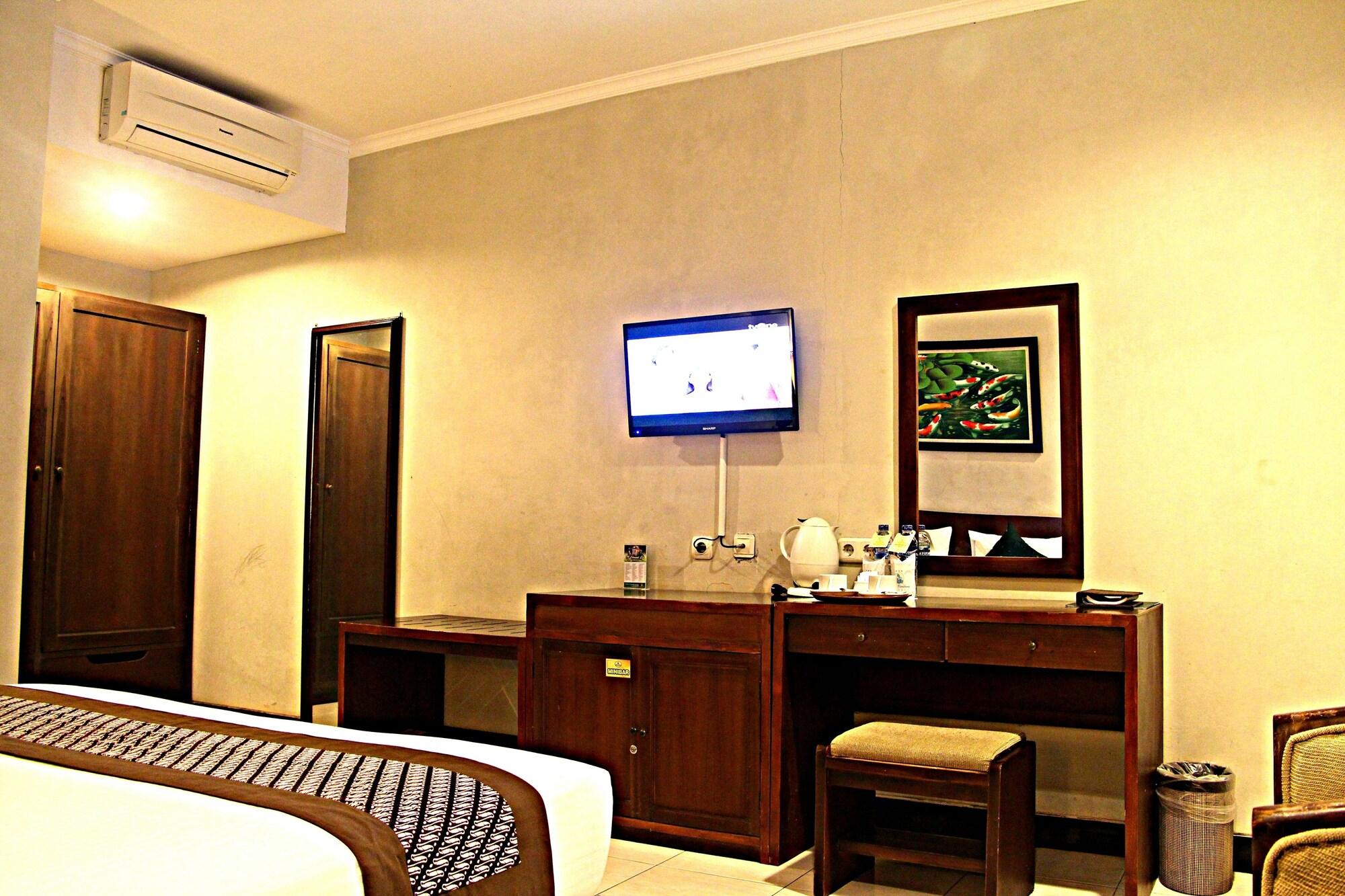 Cakra Kembang Hotel Kejayan Екстер'єр фото