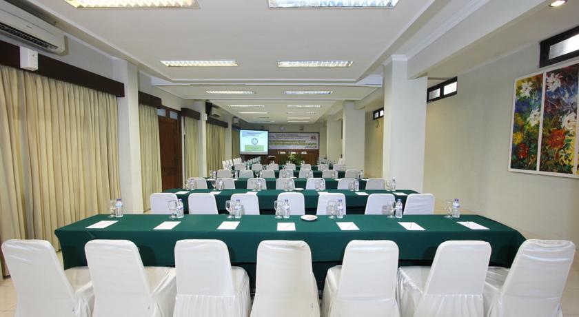 Cakra Kembang Hotel Kejayan Екстер'єр фото