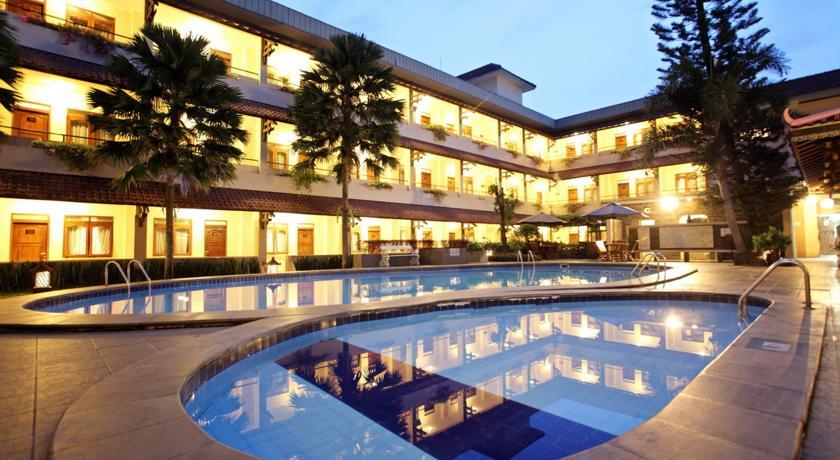Cakra Kembang Hotel Kejayan Екстер'єр фото