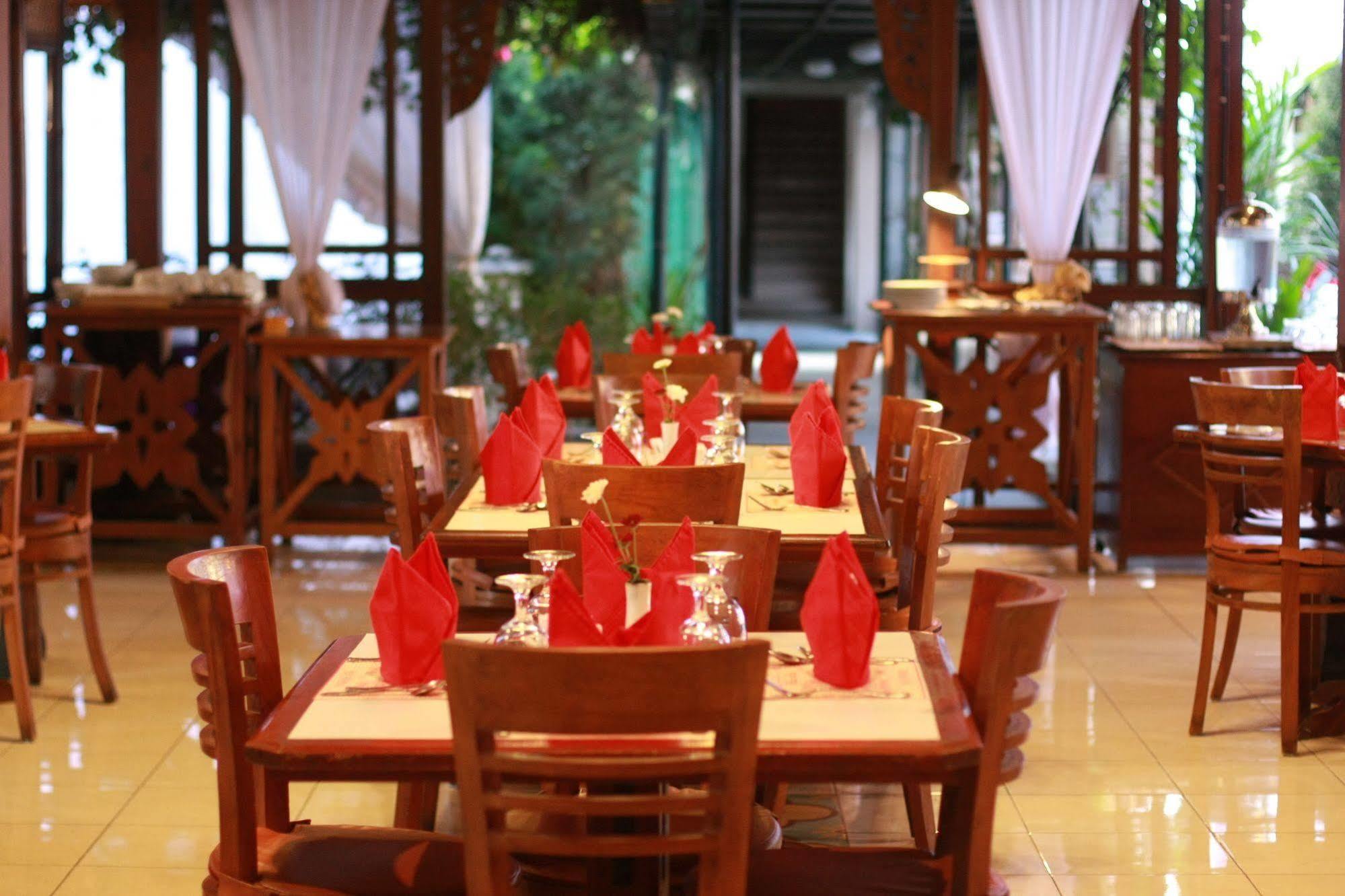 Cakra Kembang Hotel Kejayan Екстер'єр фото