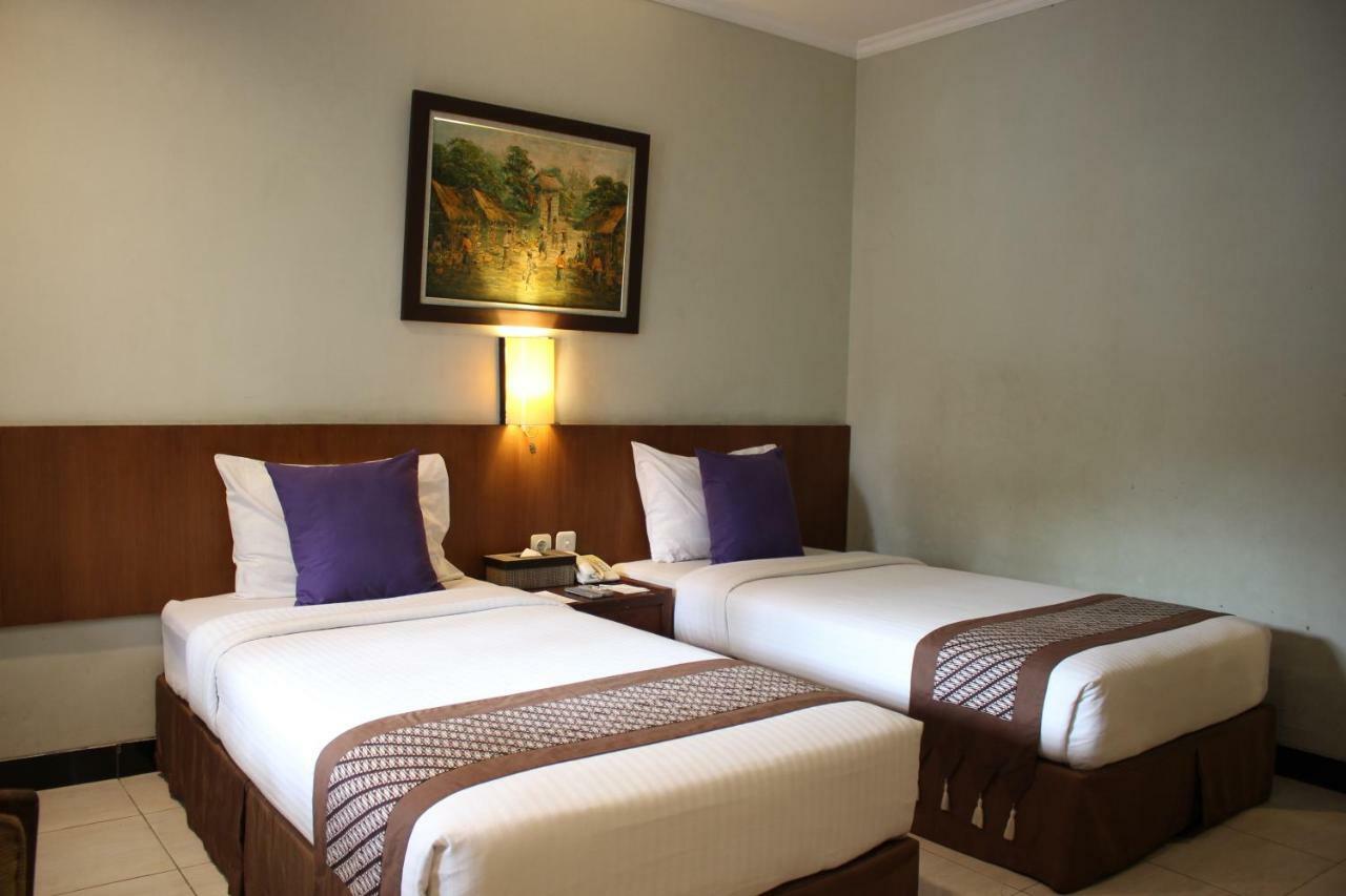 Cakra Kembang Hotel Kejayan Екстер'єр фото
